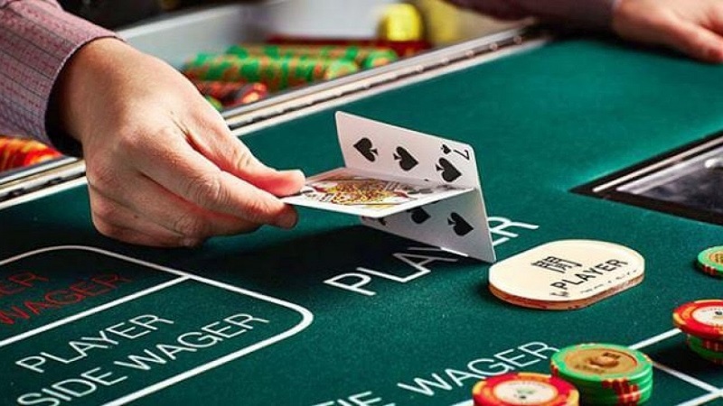 Luật chơi bài Baccarat đơn giản